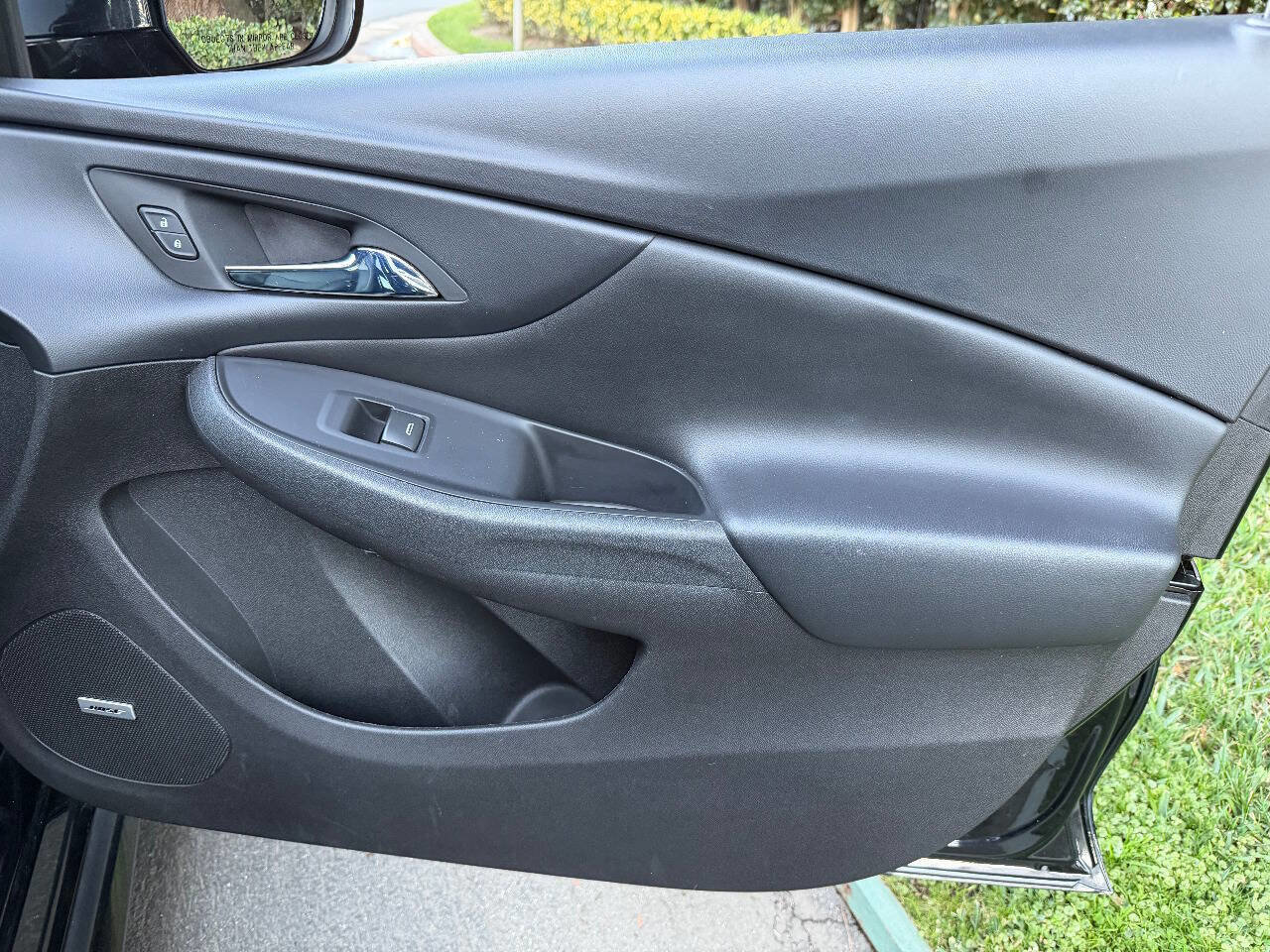 Used 2016 Chevrolet Volt Premier w/ Driver Confidence Package image 25