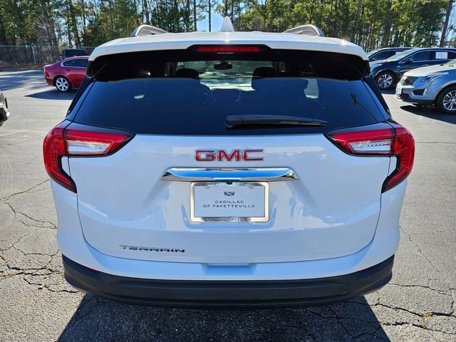 Used 2022 GMC Terrain SLE w/ Driver Convenience Package image 6