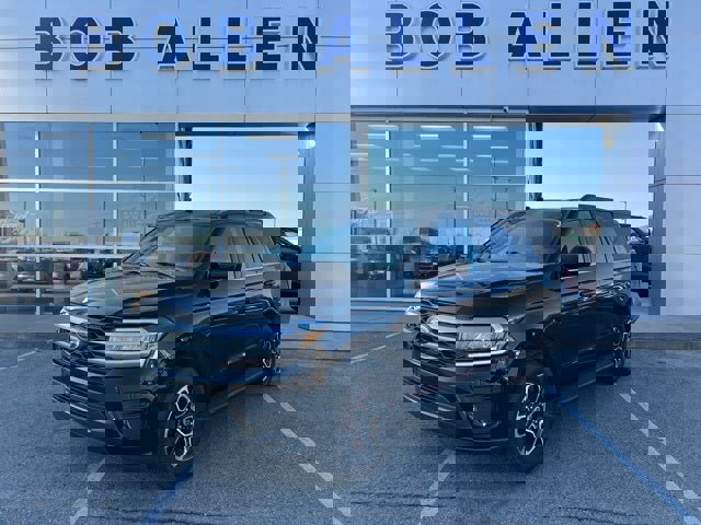 Used 2024 Ford Expedition XLT