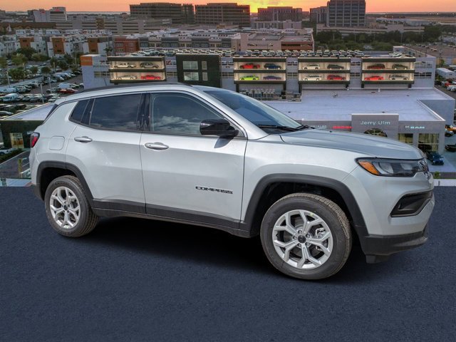 New 2026 Jeep Compass Latitude