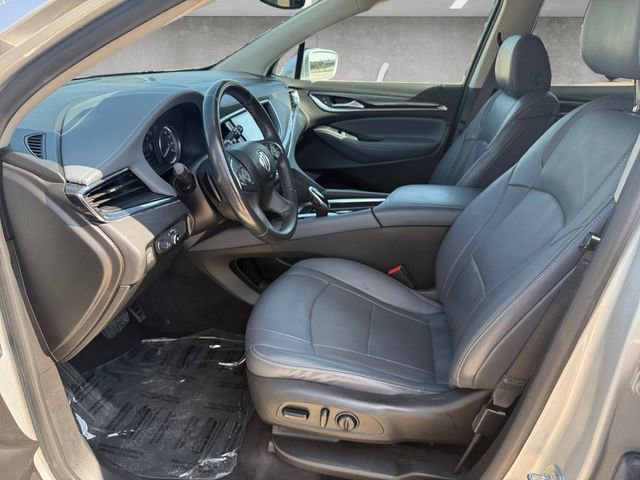 Used 2018 Buick Enclave Essence FWD image 19