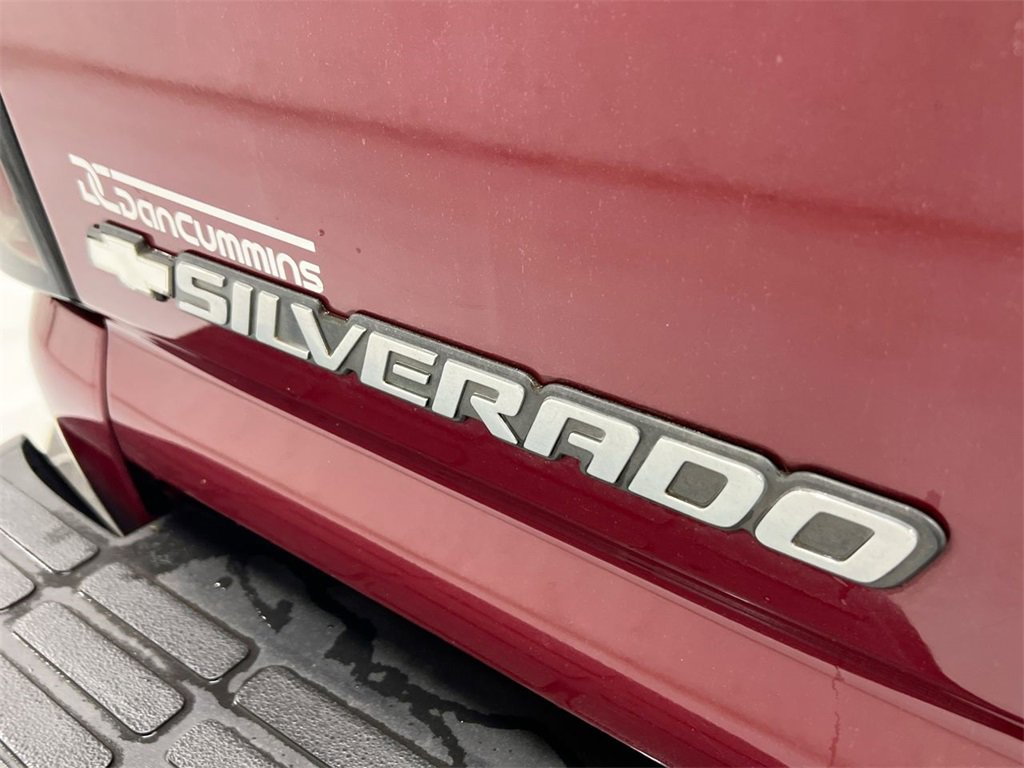 Used 2007 Chevrolet Silverado 1500 LT w/ Crew Cab Value Package image 24