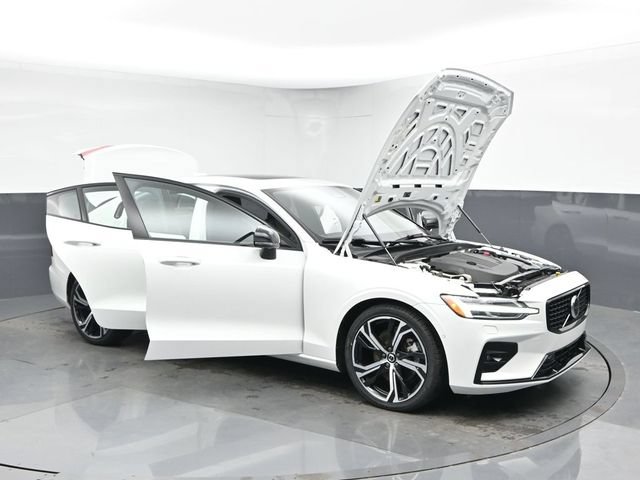 Used 2025 Volvo S60 B5 Plus FWD image 51
