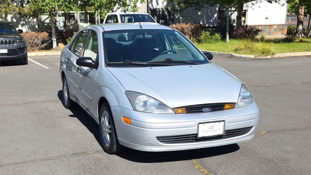 Used 2003 Ford Focus SE FWD image 3