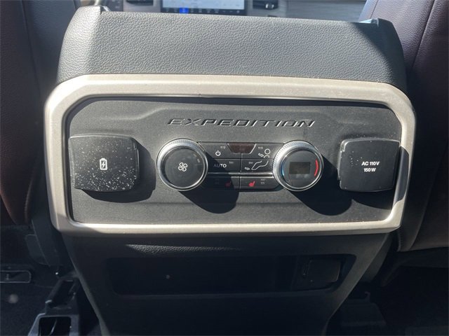 Used 2023 Ford Expedition Max Limited image 21