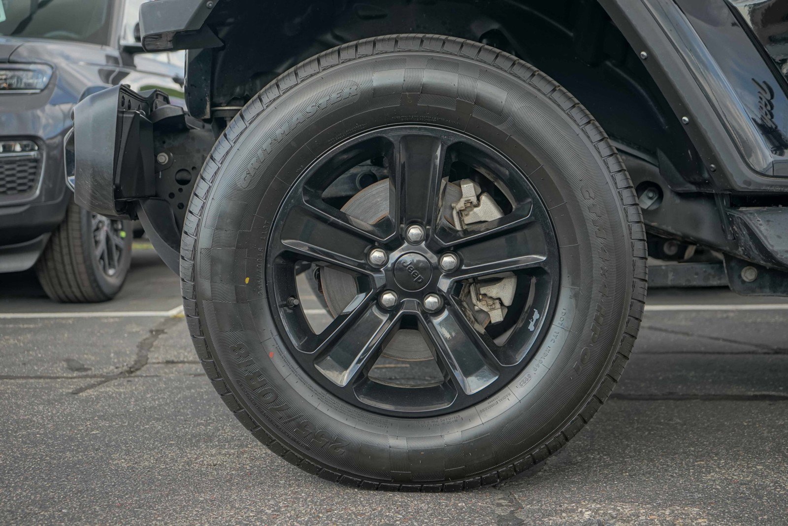 Used 2021 Jeep Wrangler Unlimited Sahara image 10