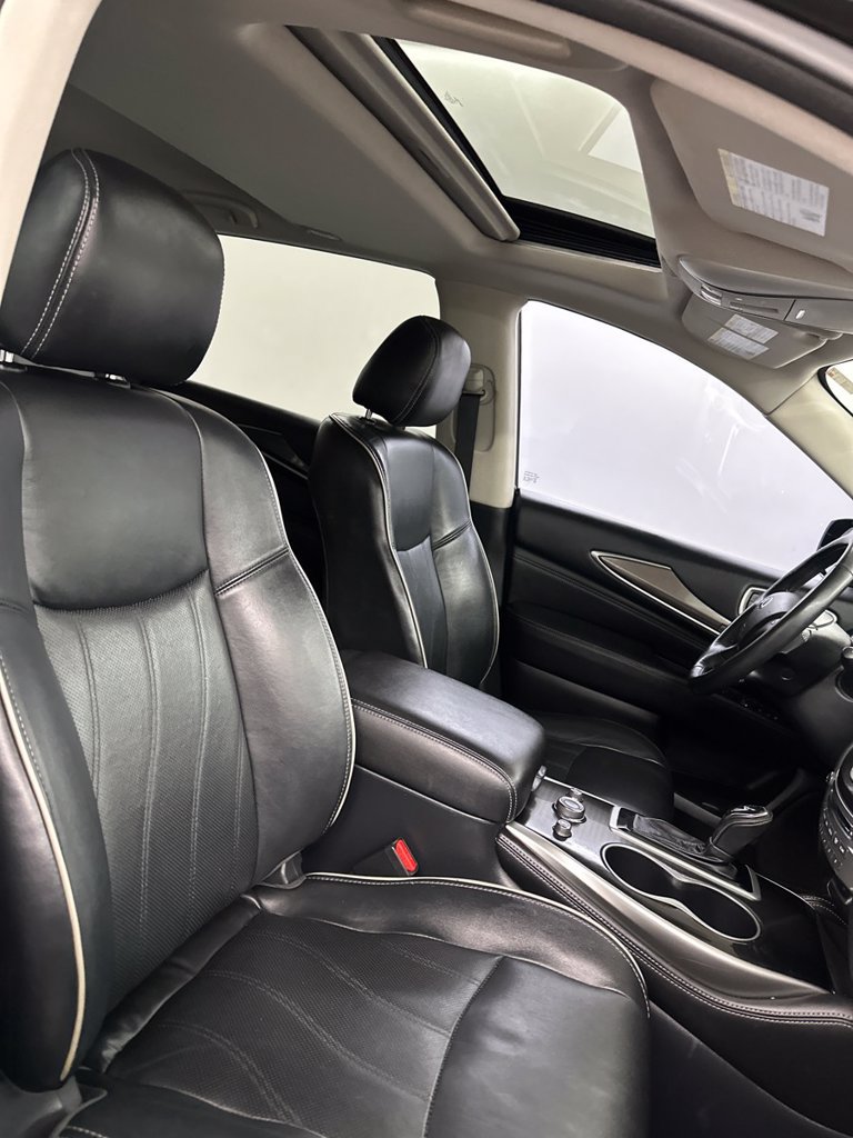 Used 2017 INFINITI QX60 Luxe w/ Premium Plus Package AWD/4WD image 39