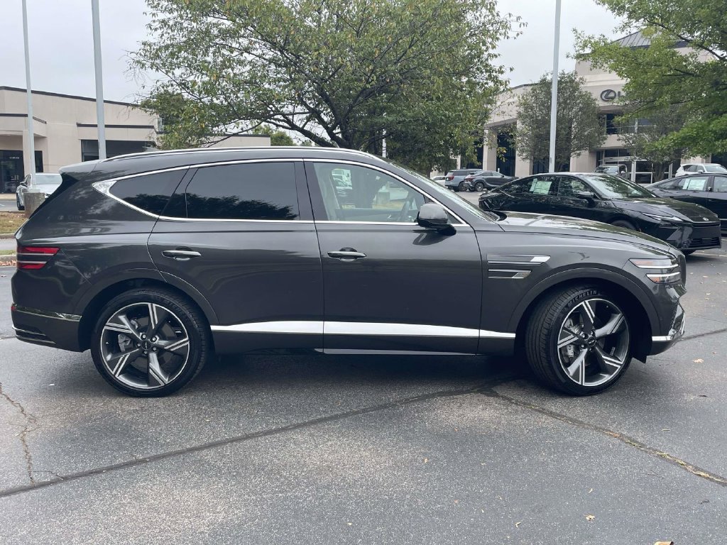 Used 2026 Genesis GV80 2.5T Prestige AWD/4WD image 2