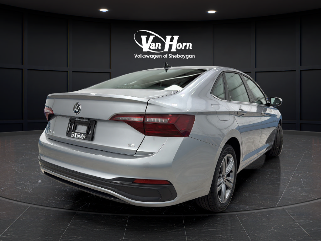 Certified 2024 Volkswagen Jetta SE FWD image 7