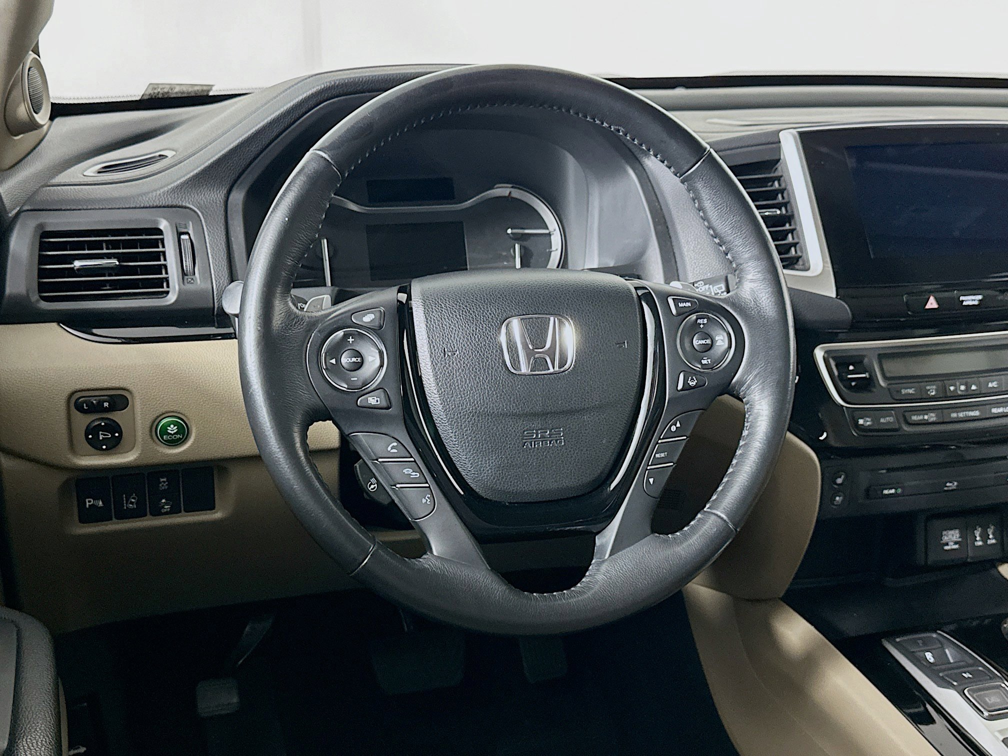 Used 2016 Honda Pilot Elite image 18