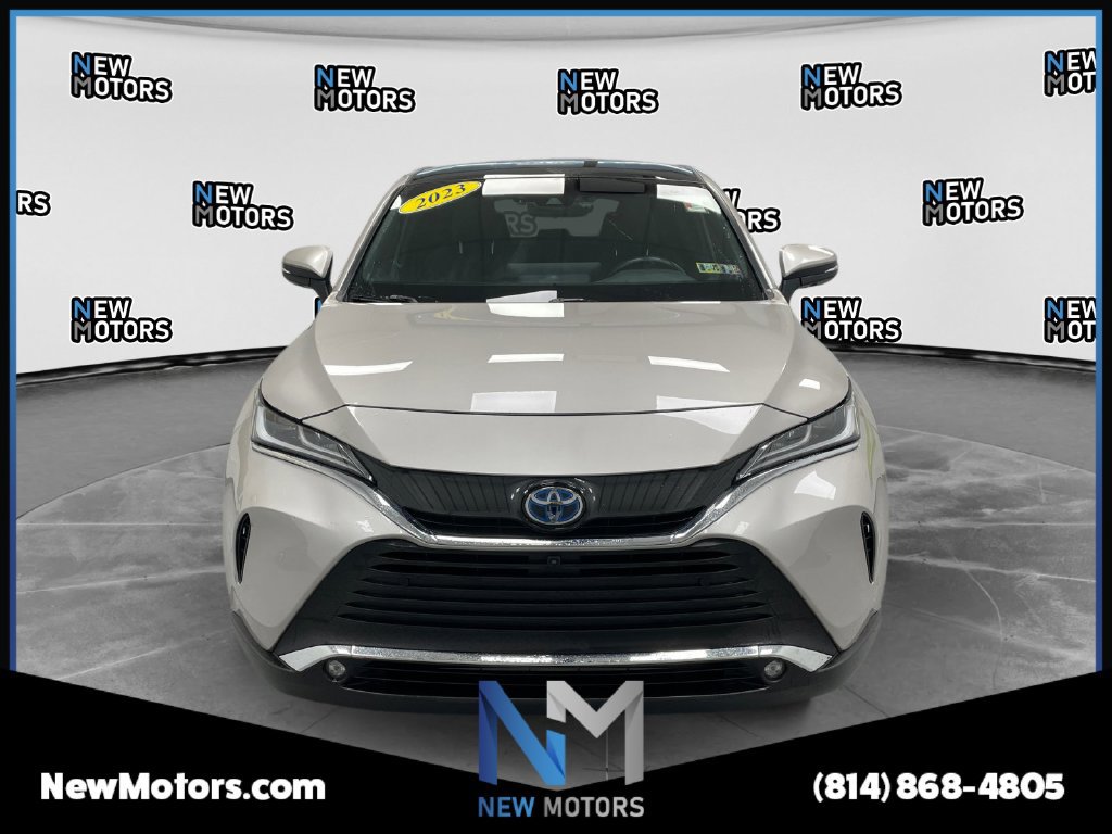 Used 2023 Toyota Venza Limited AWD/4WD image 7