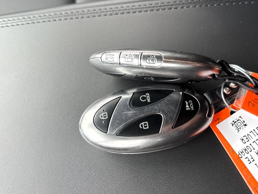 Used 2024 Hyundai Santa Fe Calligraphy AWD/4WD image 29