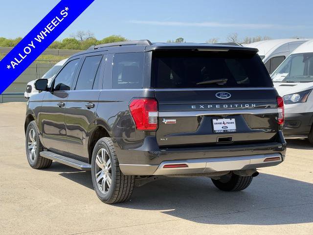 Certified 2023 Ford Expedition XLT image 6