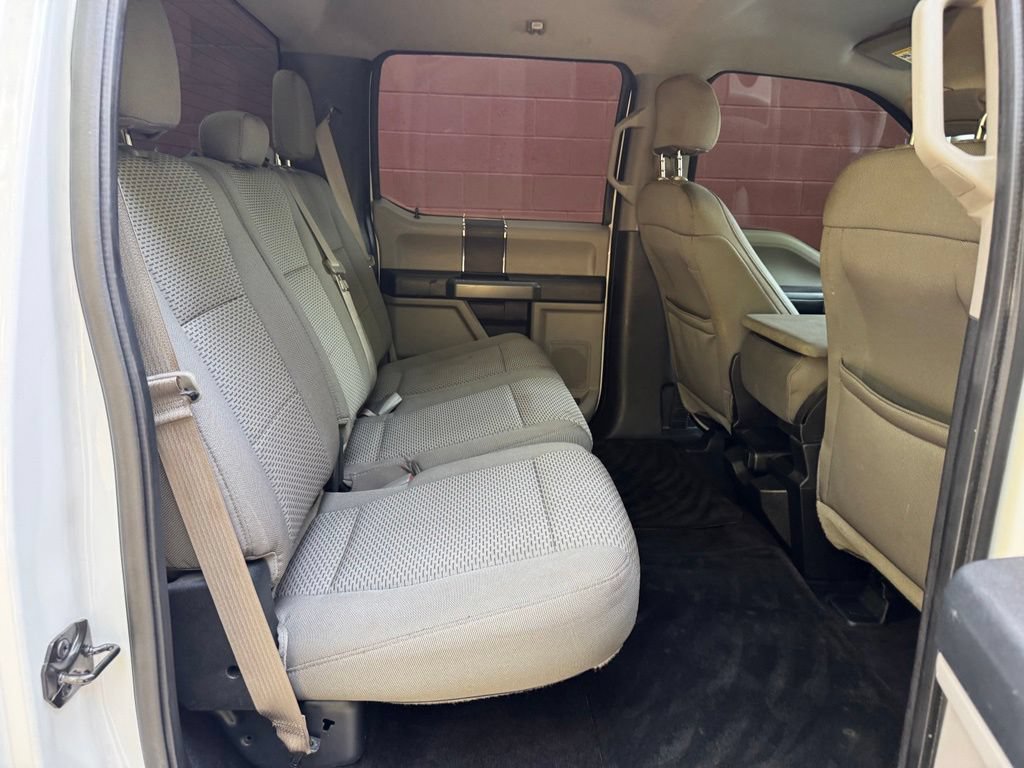 Used 2016 Ford F150 XLT AWD/4WD image 22