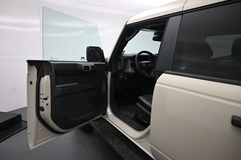New 2026 Ford Bronco Outer Banks AWD/4WD image 8