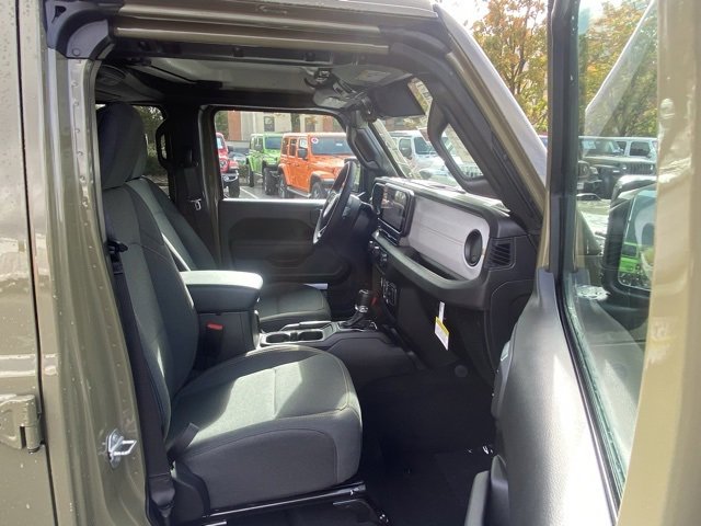 New 2025 Jeep Gladiator Sport image 29