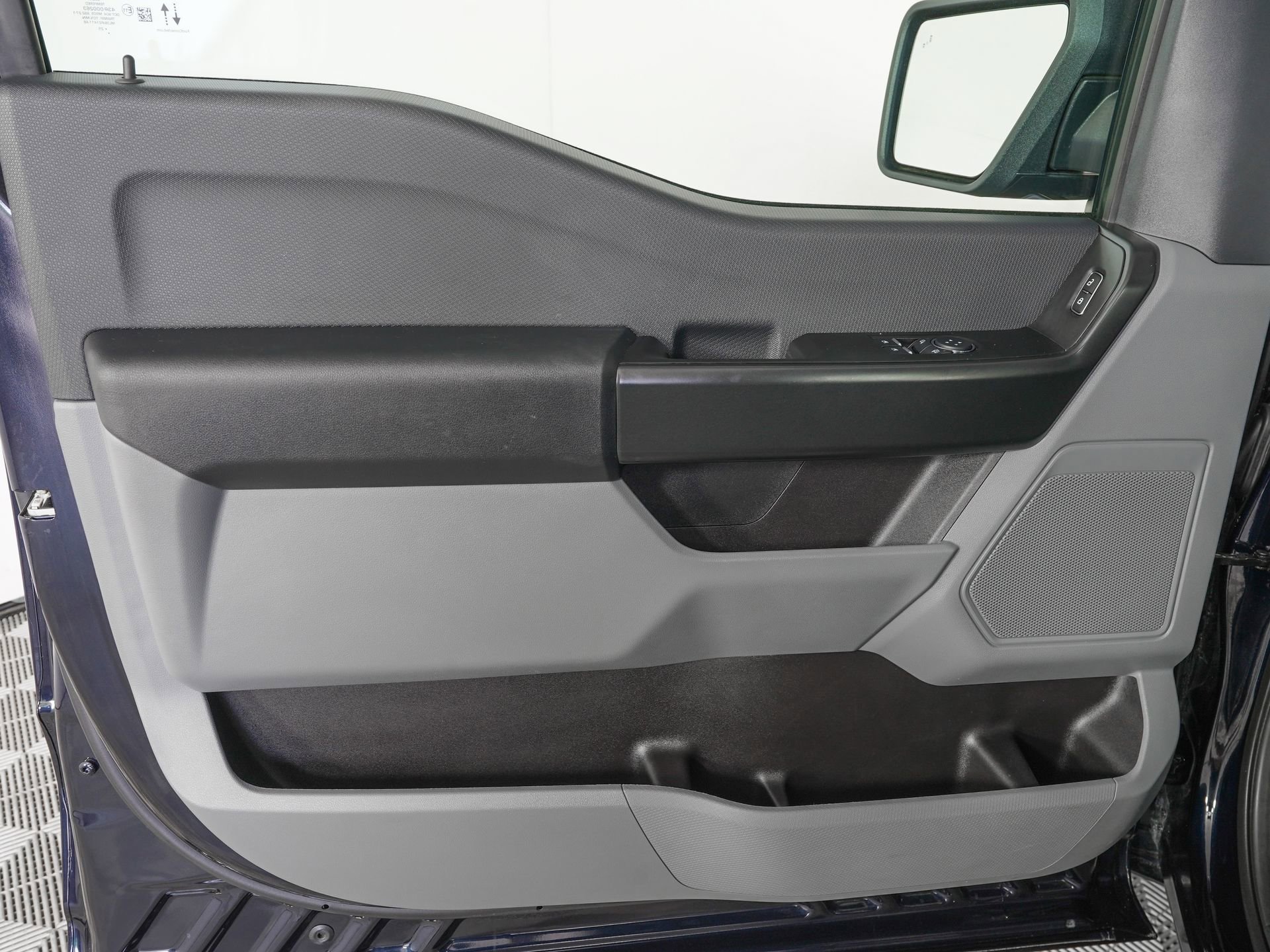 Used 2025 Ford F150 XL w/ Equipment Group 103A High image 13