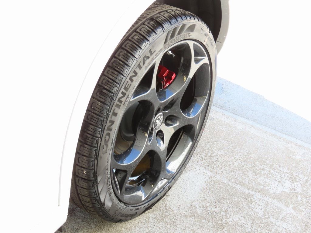 New 2025 Alfa Romeo Stelvio Tributo Italiano w/ Driving Assist Package image 40