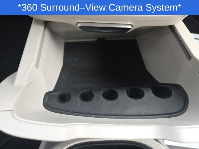 Used 2023 Chrysler Pacifica Touring-L image 37