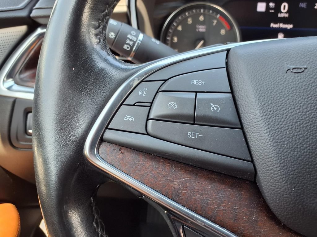 Used 2020 Cadillac XT5 Premium Luxury FWD image 12