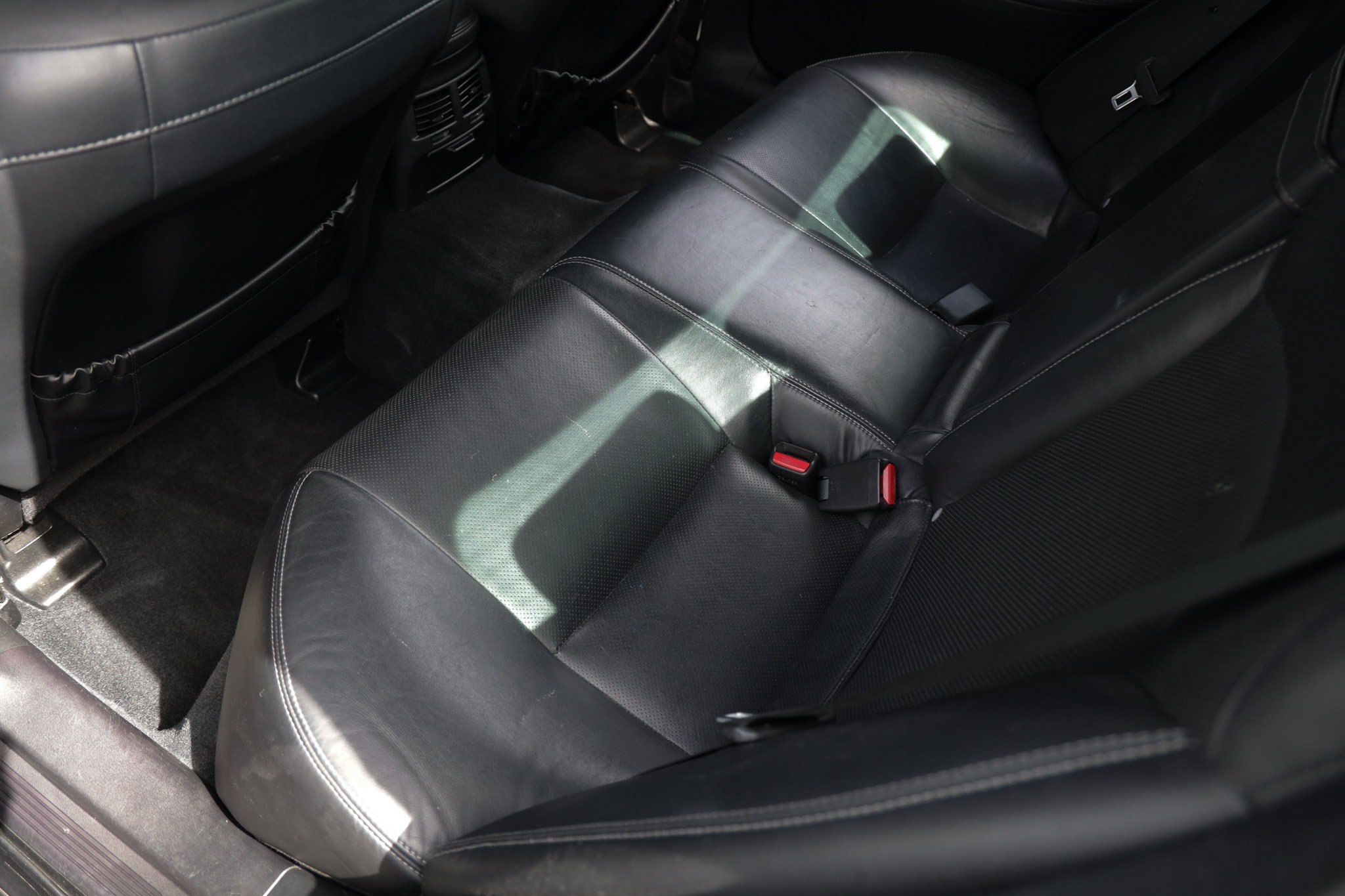 Used 2011 Lexus IS 350 w/ Premium Pkg Value Edition RWD image 14
