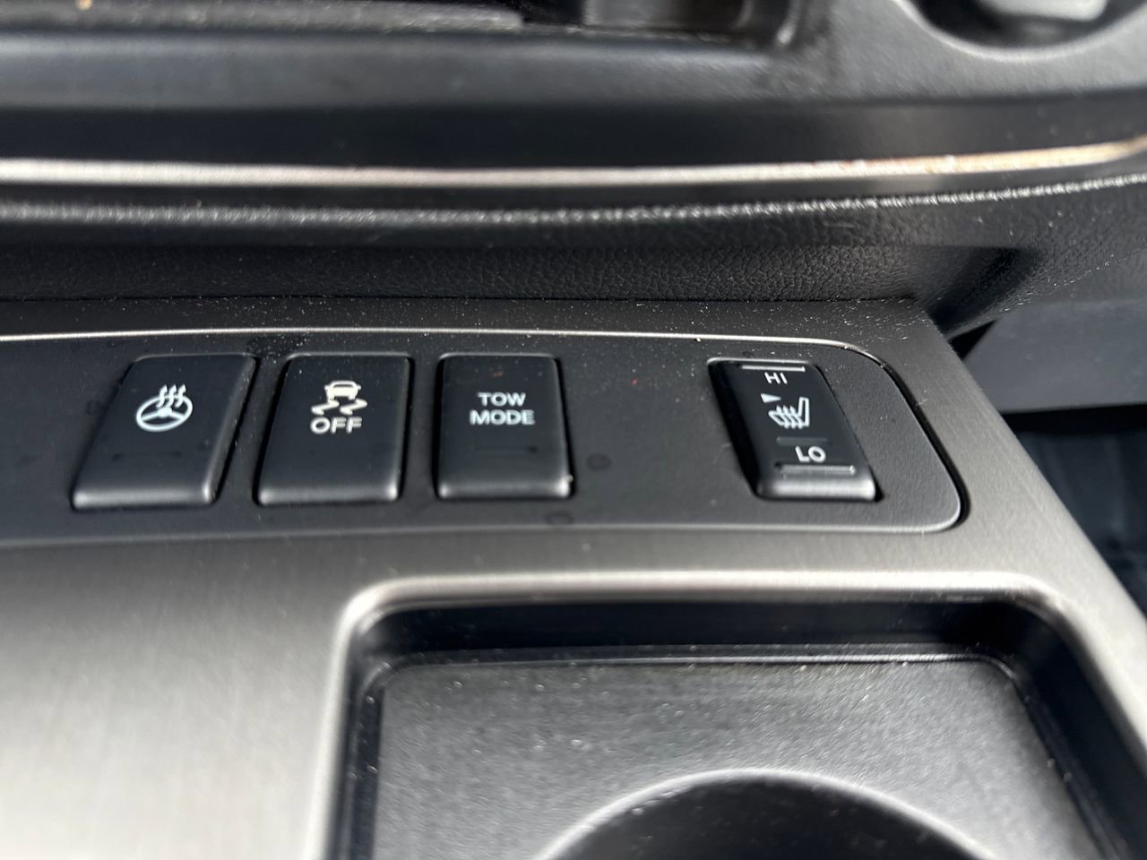Used 2013 Nissan Armada Platinum AWD/4WD image 27