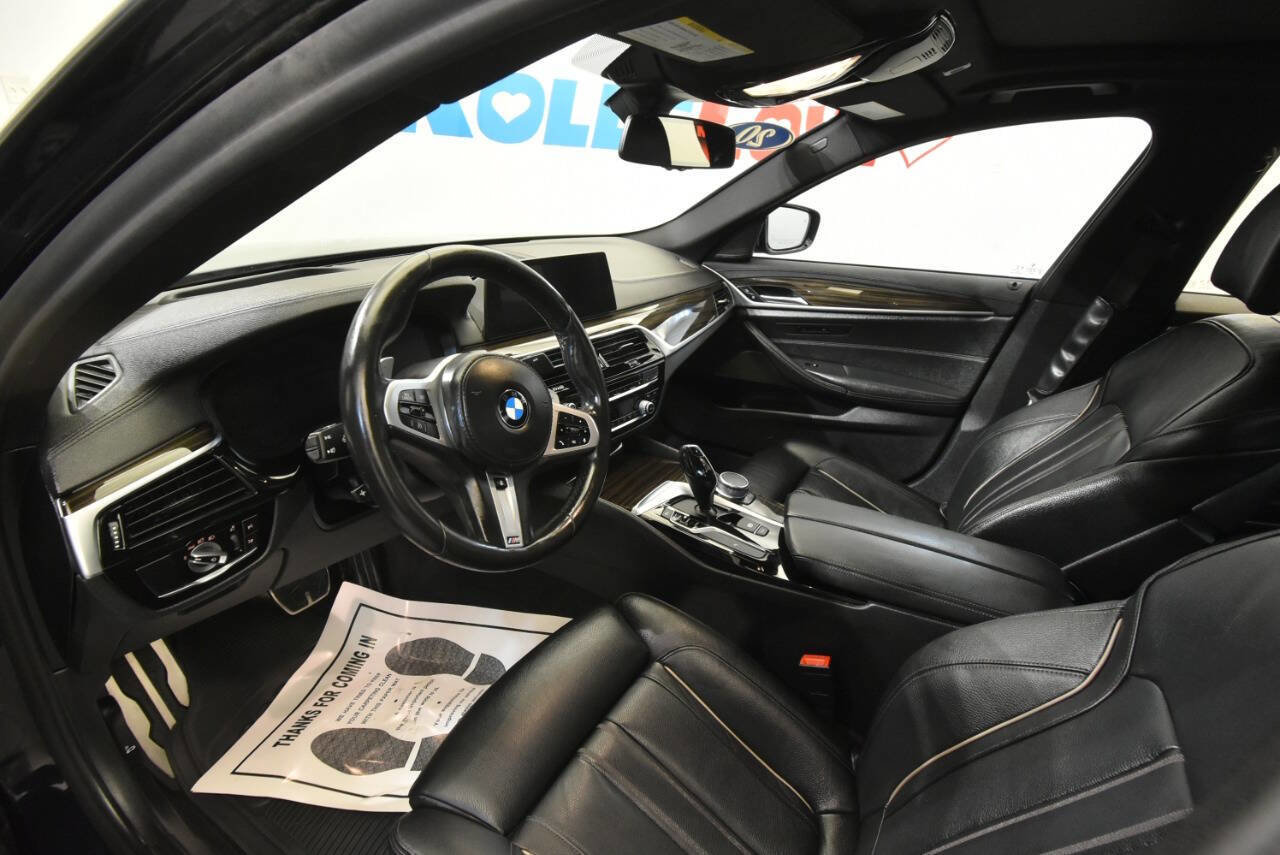 Used 2020 BMW M550i xDrive w/ Premium Package AWD/4WD image 11