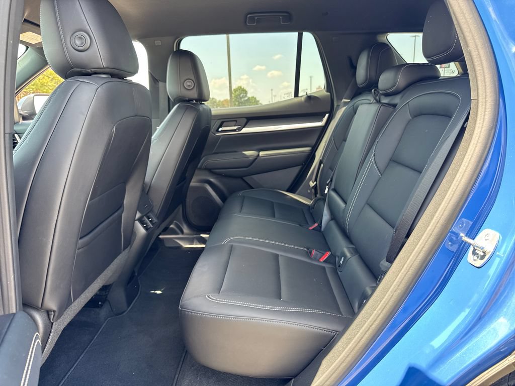 Used 2026 GMC Terrain Elevation w/ Elevation Premium Package AWD/4WD image 13