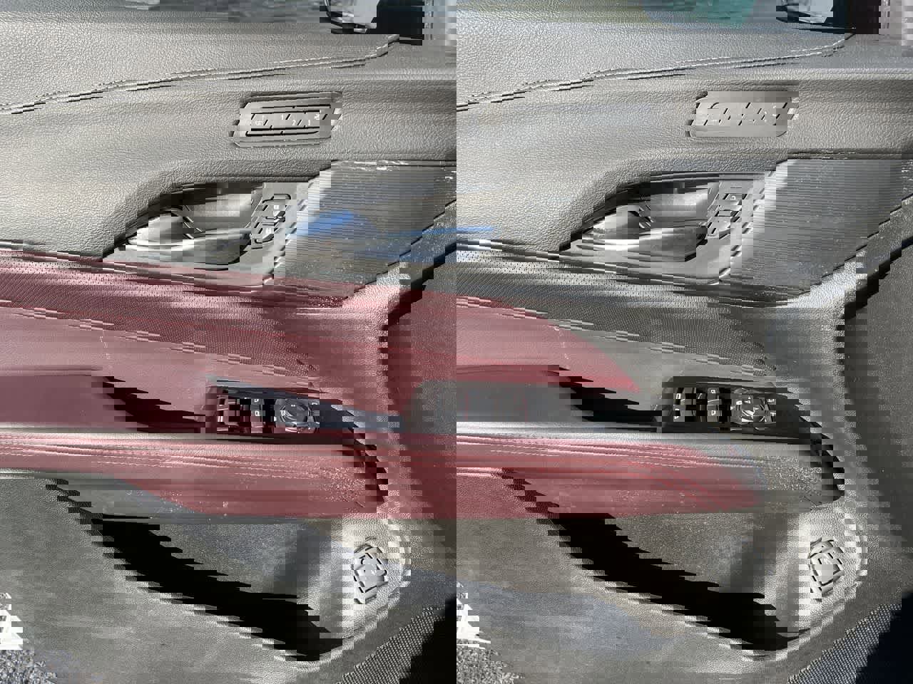 Certified 2023 Cadillac CT4 Sport w/ Technology Package image 32