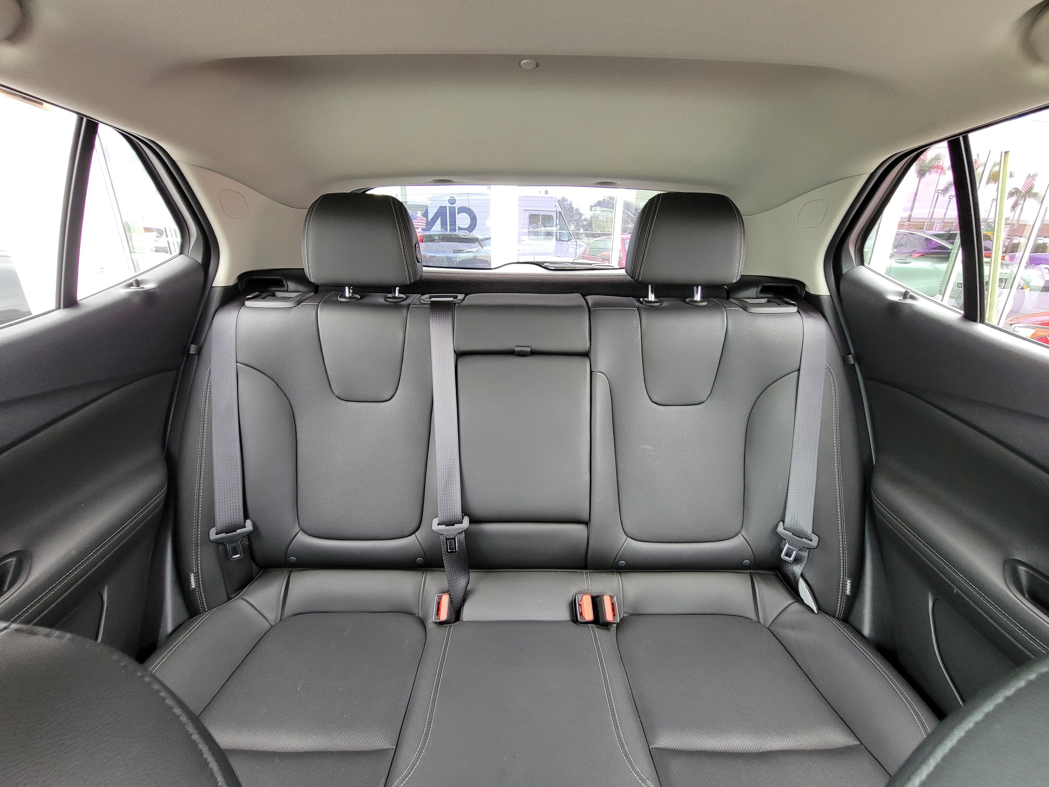 Used 2024 Buick Encore GX Sport Touring w/ Experience Buick Package FWD image 15