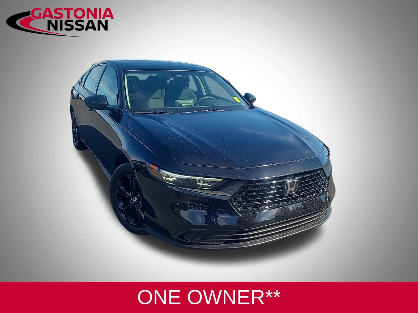 Used 2025 Honda Accord SE image 3