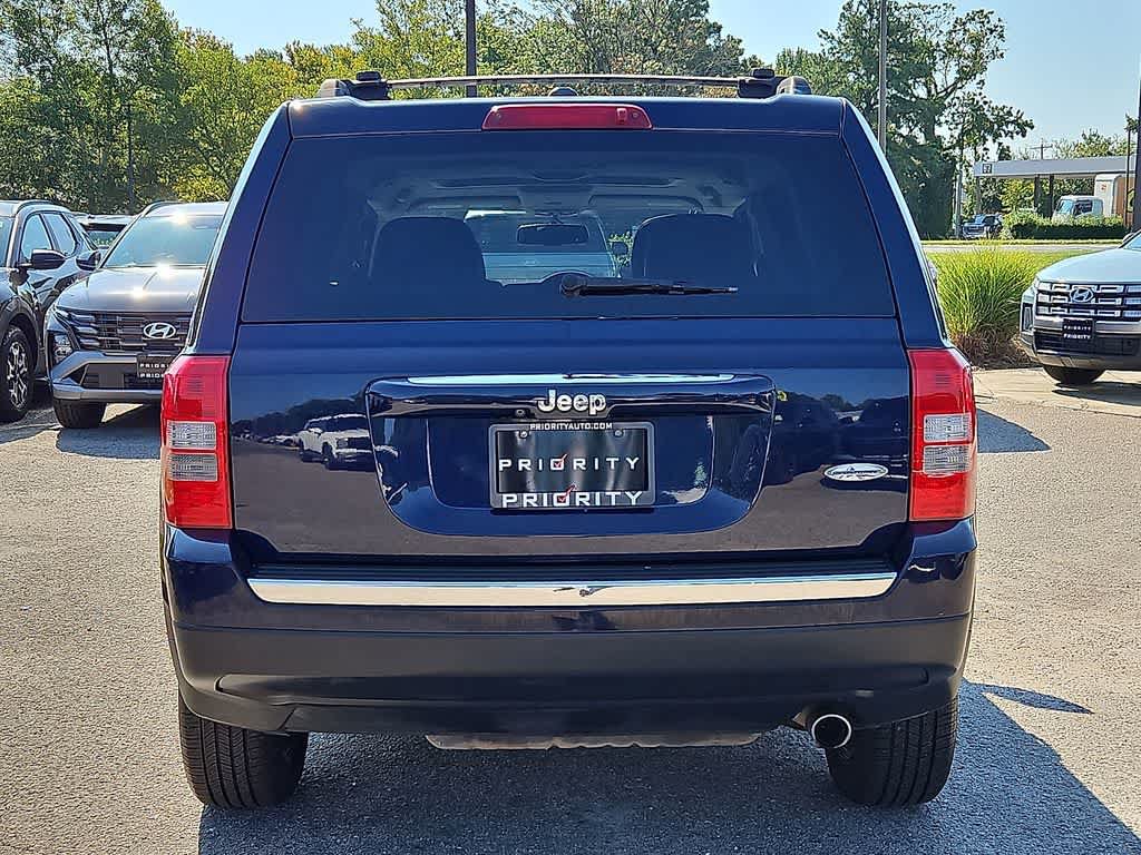 Used 2017 Jeep Patriot High Altitude FWD image 5