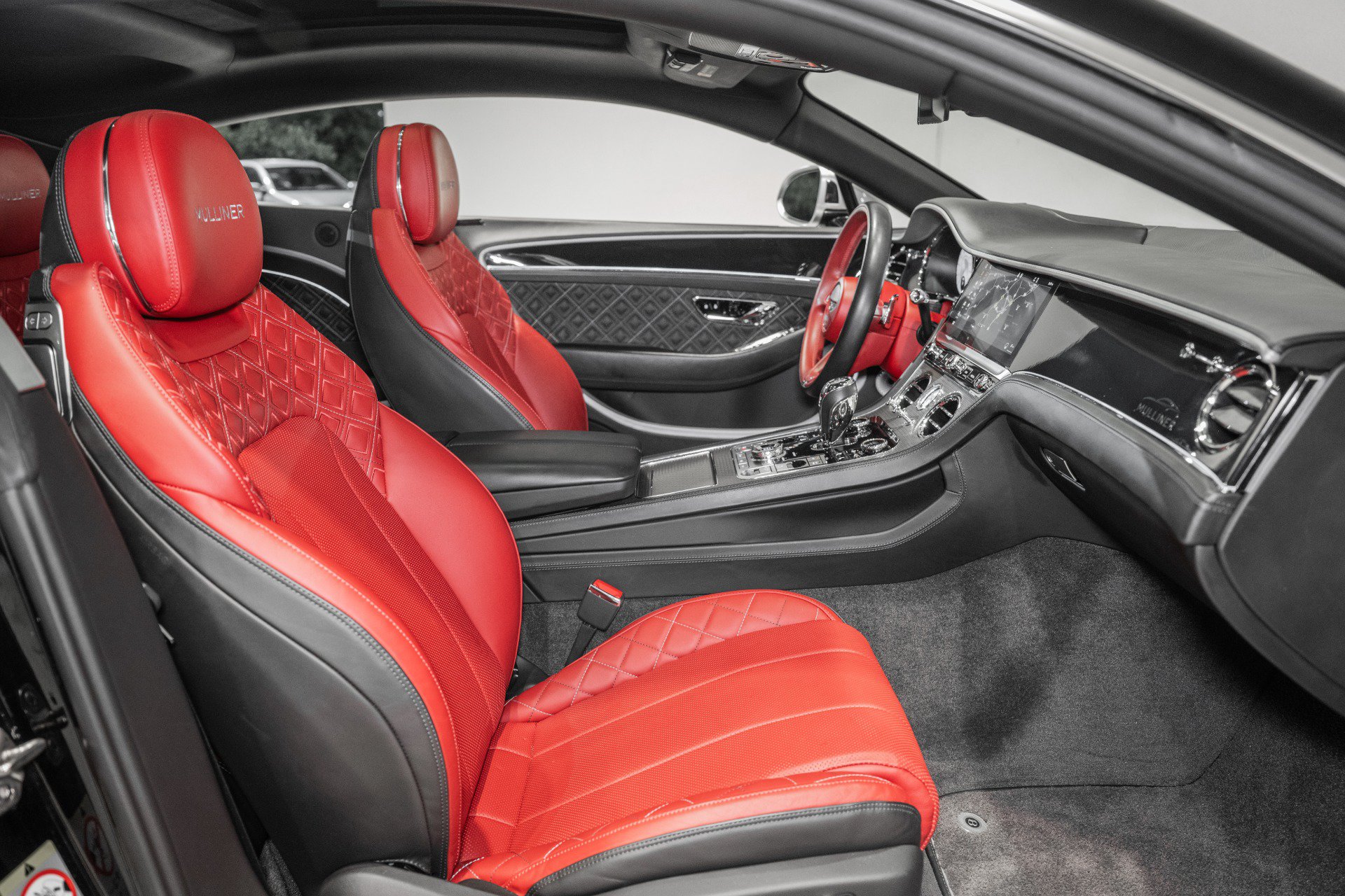 Used 2022 Bentley Continental GT AWD/4WD image 2