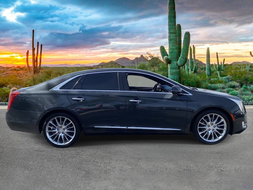 Used 2016 Cadillac XTS Platinum image 2