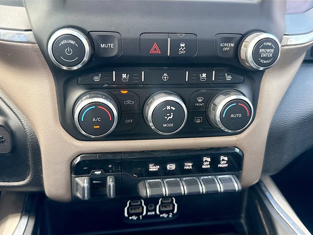 Used 2021 RAM 3500 Laramie AWD/4WD image 18