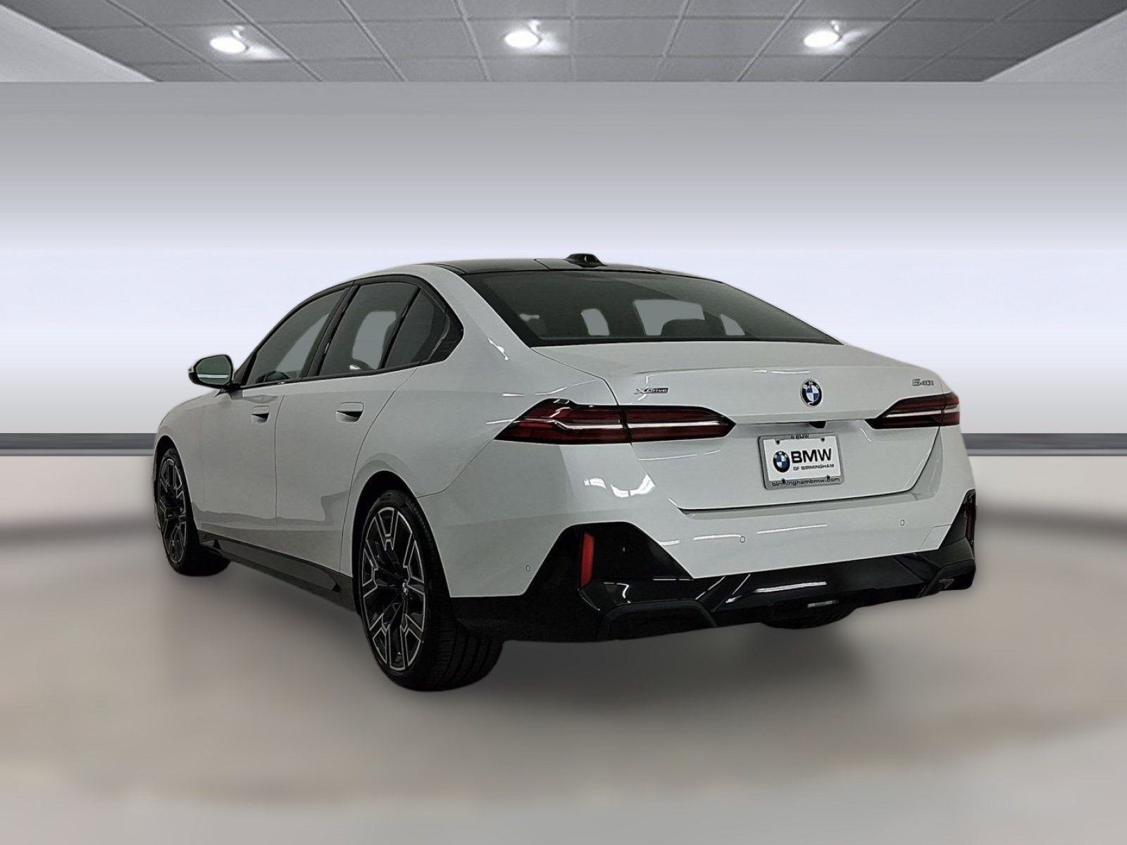 New 2026 BMW 540i xDrive w/ Executive Package AWD/4WD image 3
