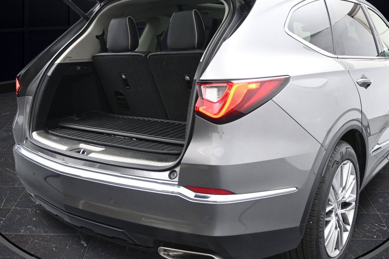 Certified 2023 Acura MDX w/ Advance Package AWD/4WD image 15