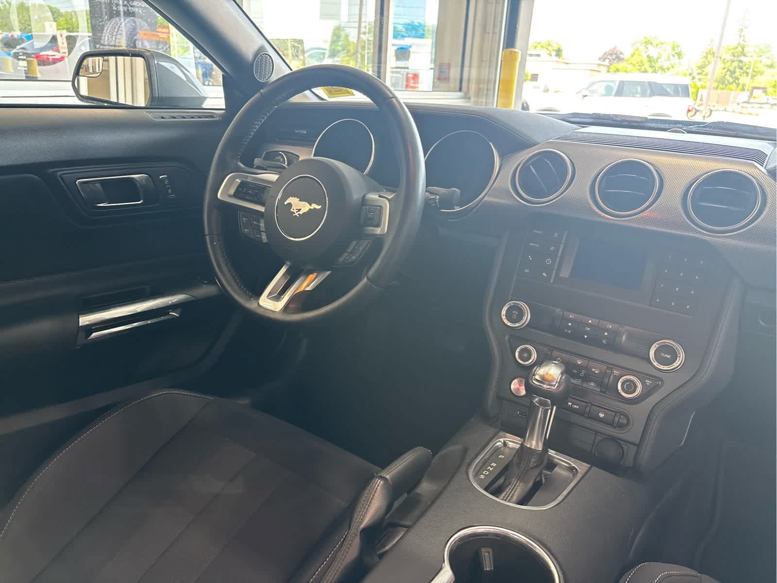 Used 2019 Ford Mustang GT RWD image 13