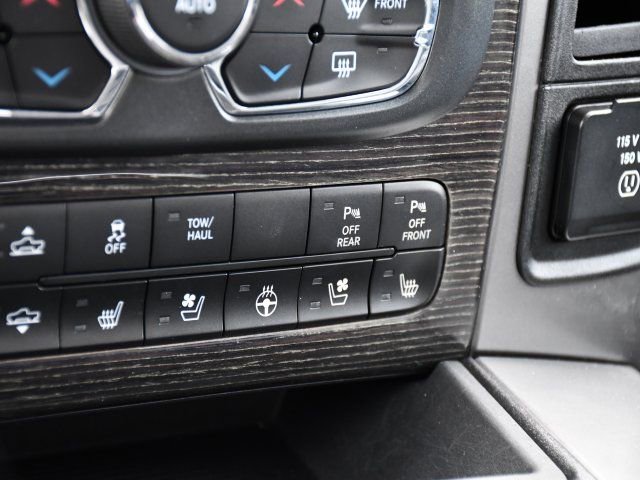 Used 2016 RAM 1500 Limited AWD/4WD image 22