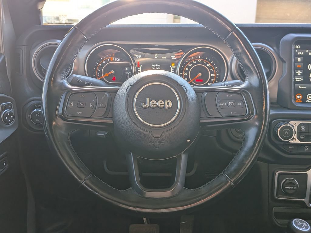 Used 2023 Jeep Gladiator Willys image 13