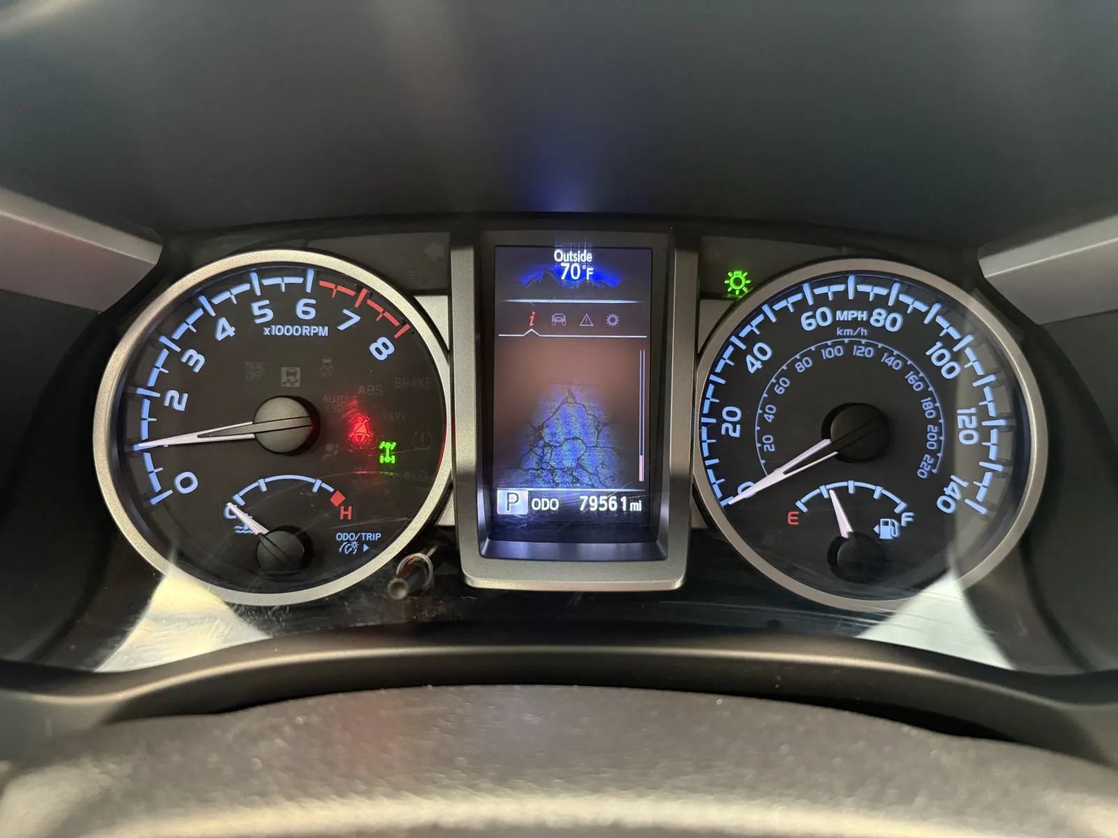 Used 2023 Toyota Tacoma SR5 w/ Technology Package AWD/4WD image 28