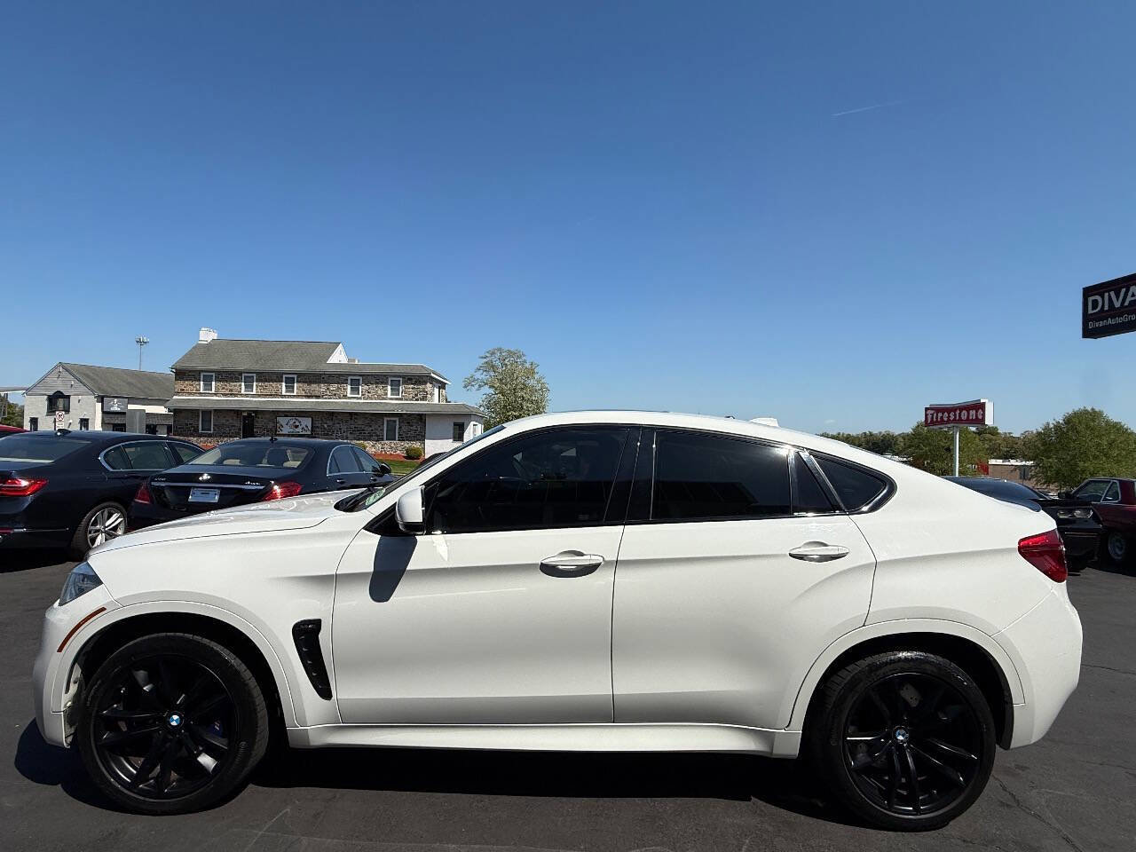 Used 2017 BMW X6 M AWD/4WD image 4