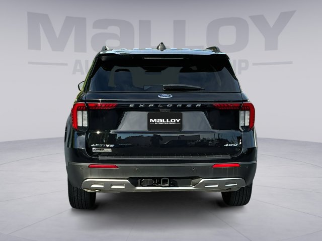 Certified 2025 Ford Explorer Active w/ Active Comfort Package AWD/4WD image 4