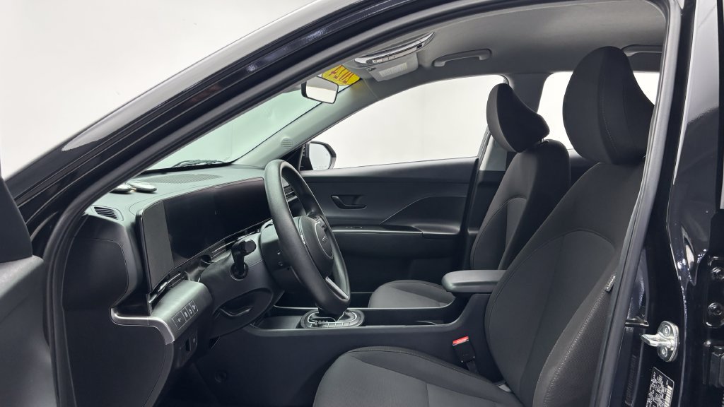 Used 2024 Hyundai Kona SE AWD/4WD image 10