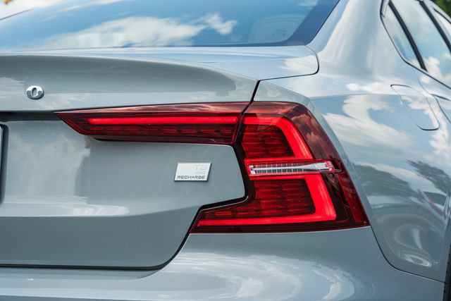 Certified 2024 Volvo S60 T8 Ultimate w/ Climate Package AWD/4WD image 7