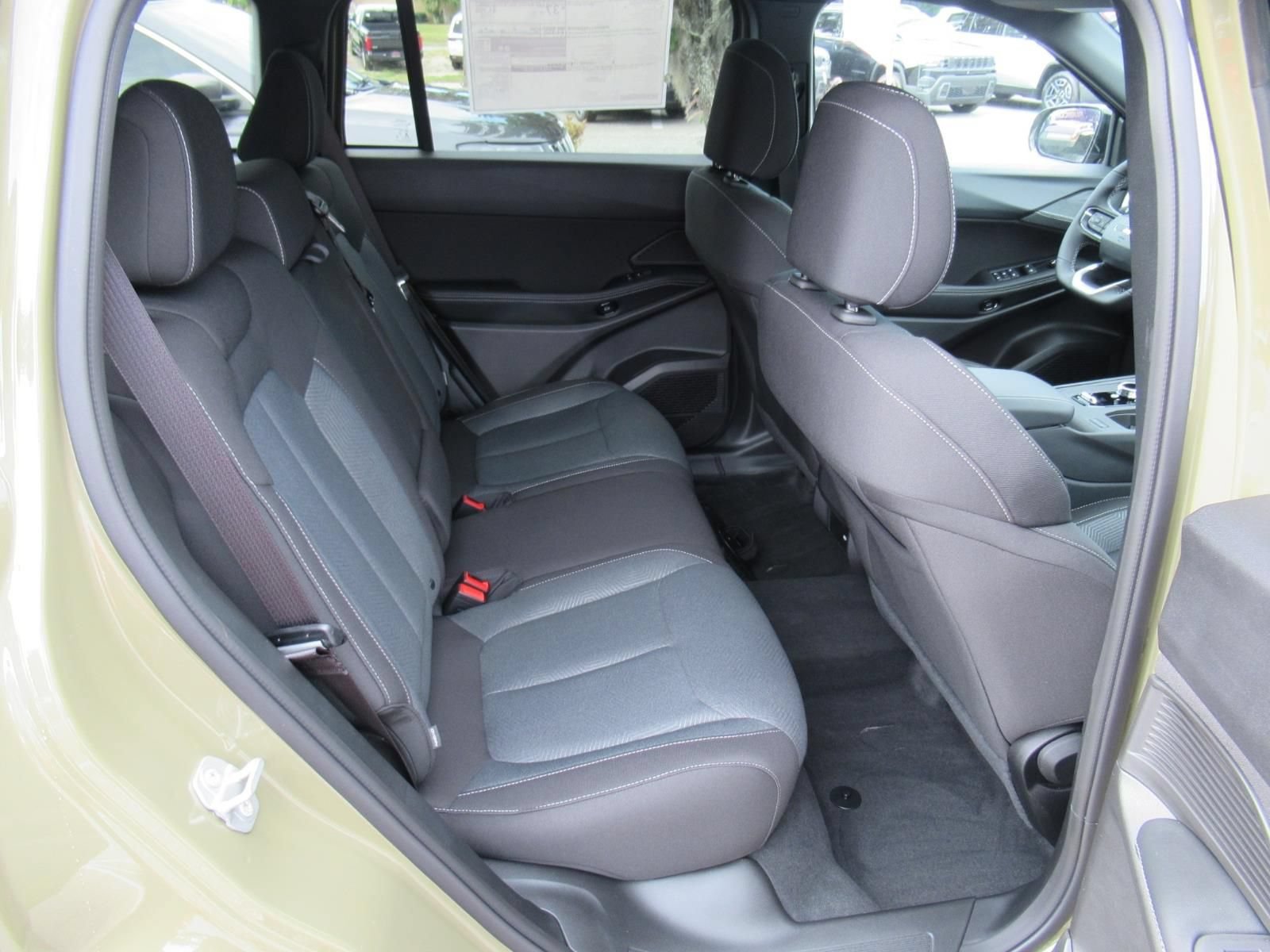New 2026 Jeep Cherokee Laredo AWD/4WD image 27