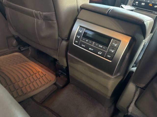 Used 2011 Lexus GX 460 w/ Comfort Plus Pkg image 18