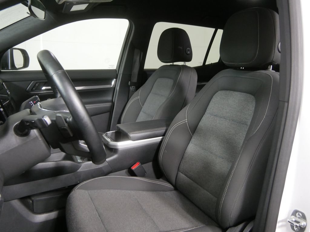 Used 2025 GMC Terrain Elevation AWD/4WD image 11