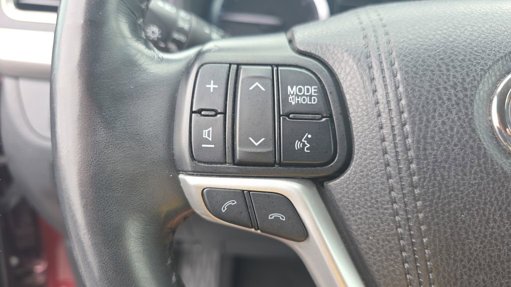 Used 2019 Toyota Highlander Limited Platinum image 20