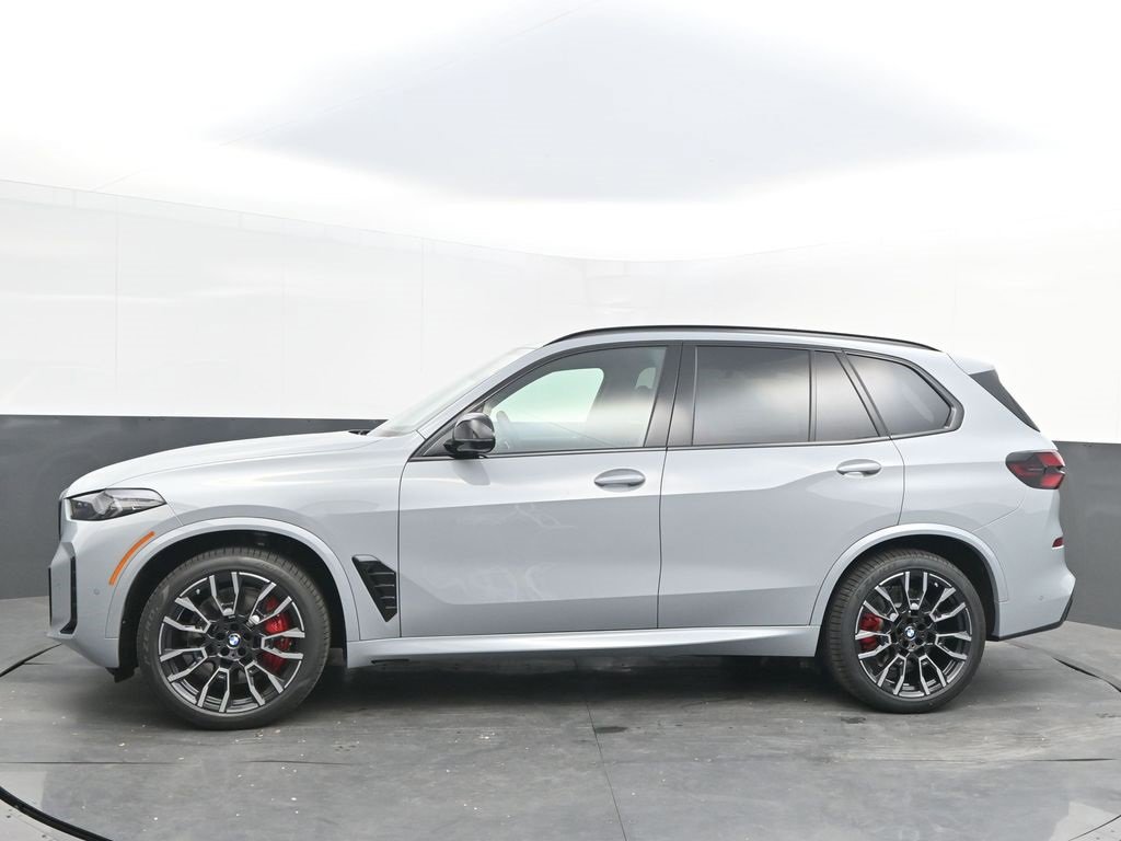 New 2026 BMW X5 M60i w/ Executive Package image 4